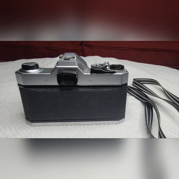 Pentax K1000 35mm SE SLR Film Camera with 50mm Lens Tested & Working Great! - Picture 9 of 10